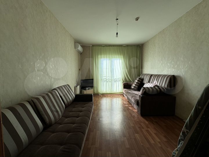 2-к. квартира, 68,1 м², 17/17 эт.