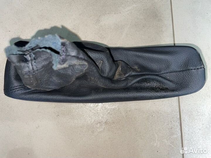 Чехол ручного тормоза Bmw 320I E92 N46B20 2007