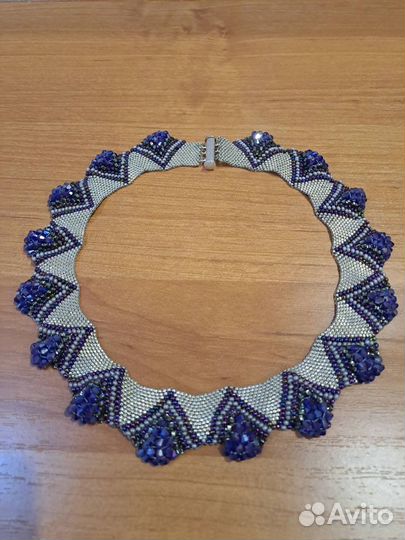 Ожерелье из бисера