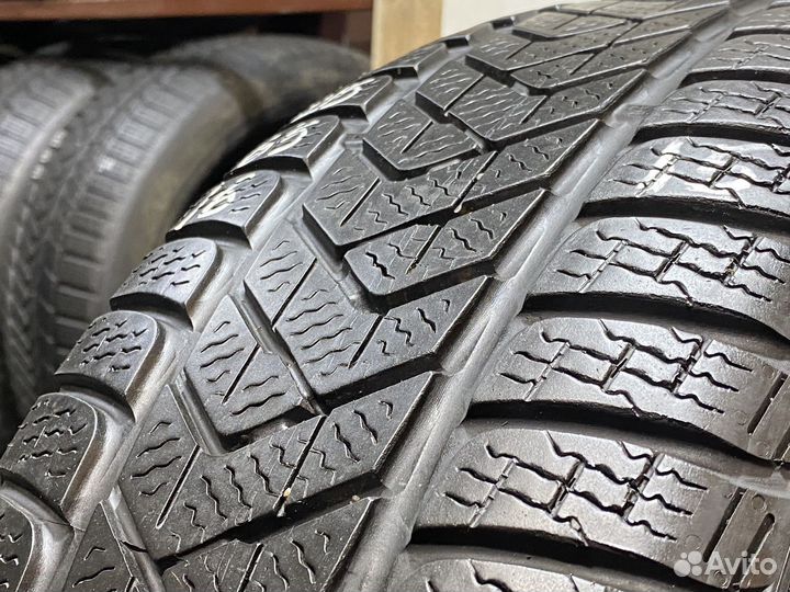 Pirelli Winter Sottozero 3 215/65 R16