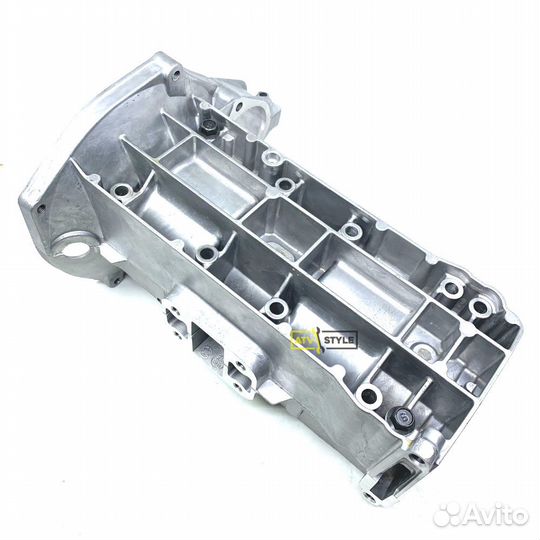 Картер двигателя Yamaha 8H8-15109-08-00
