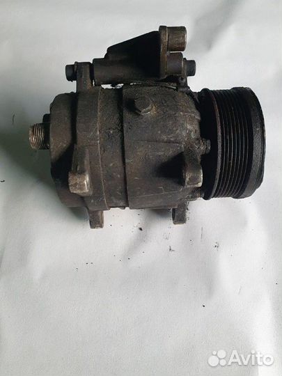 Компрессор конд. Volkswagen Passat B4 94-97г
