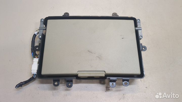 Дисплей мультимедиа Infiniti QX56, 2006