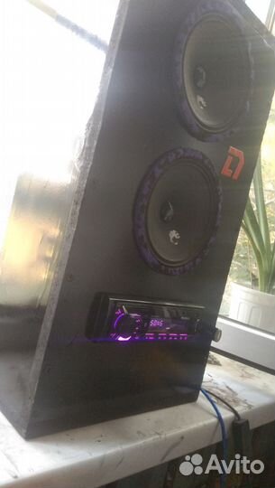 Колонка с магнитолой в сборе