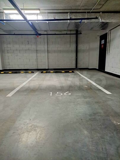 Машиноместо, 13 м²