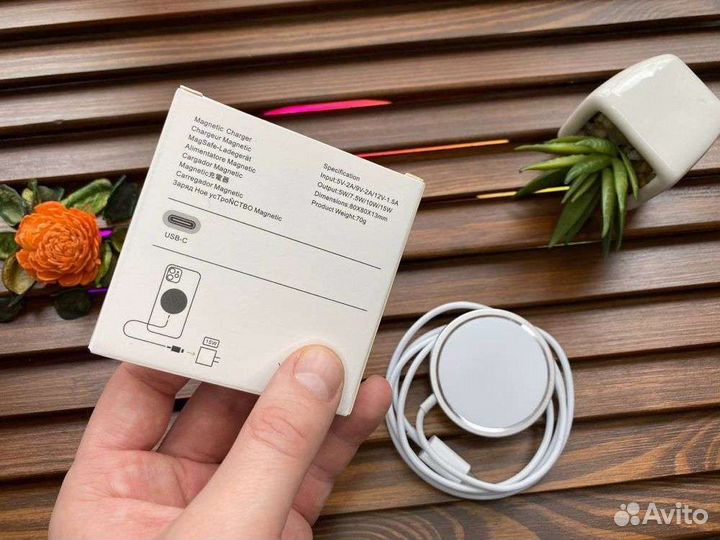 Беспроводное устройство MagSafe Charger 15W