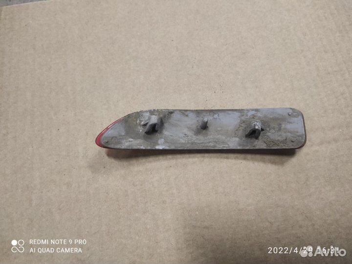 Катафот бампера задний правый LADA Largus