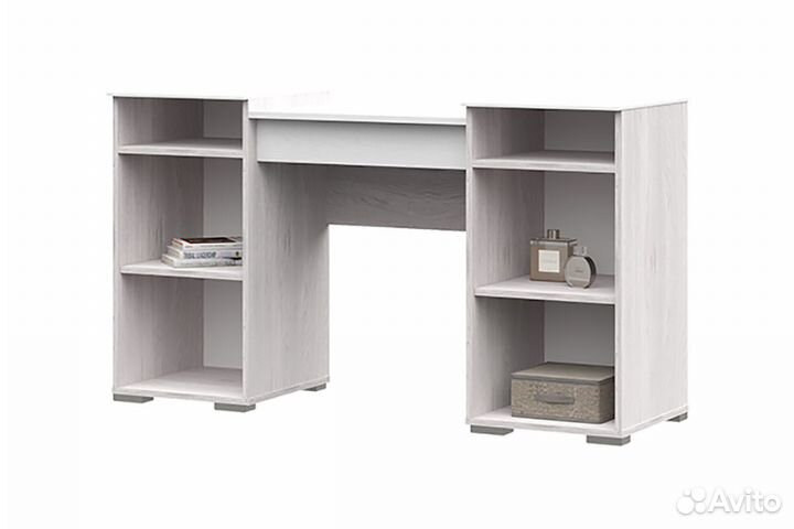 Стол туалетный 