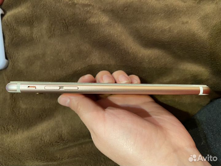 Телефон iPhone 6S Plus