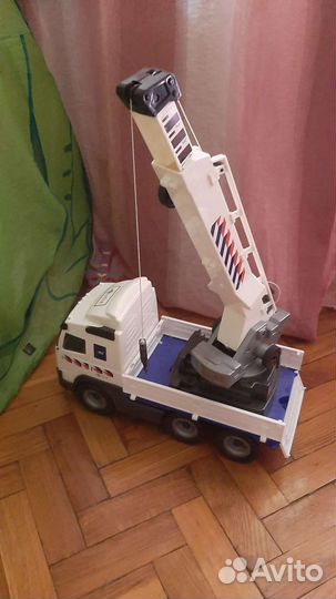 Кран со стрелой