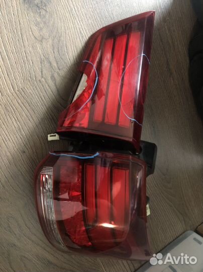 Фонари задние правые Mitsubishi Outlander