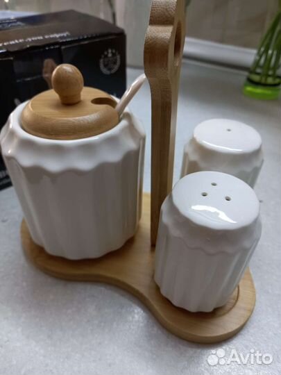 Набор сахарница +баночки д/специй