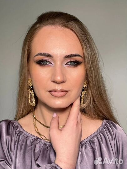 Модель на макияж