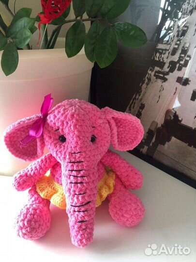 Милый слоник ручной работы