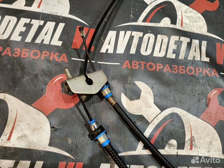 Троса ручника Ford Focus 2 хэтчбек 2004-2008