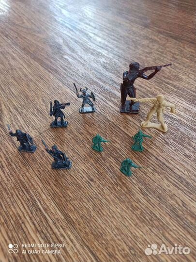 Солдатики 2-8 см,всего 11шт