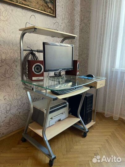 Компьютерный стол(Малайзия)