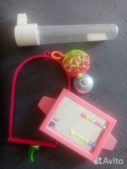 Игрушки для попугаев