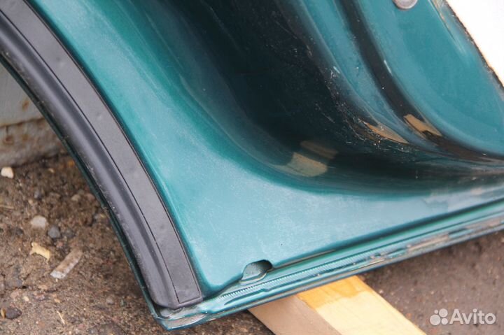 Дверь задняя левая Пежо 406 универсал