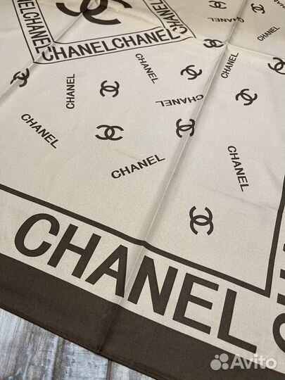 Шелковый платок шаль Chanel бежевый с коричневым