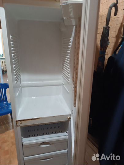 Холодильник на запчасти