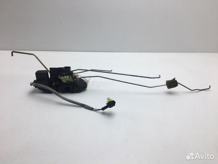 Замок двери передний правый Kia Spectra SD S6D