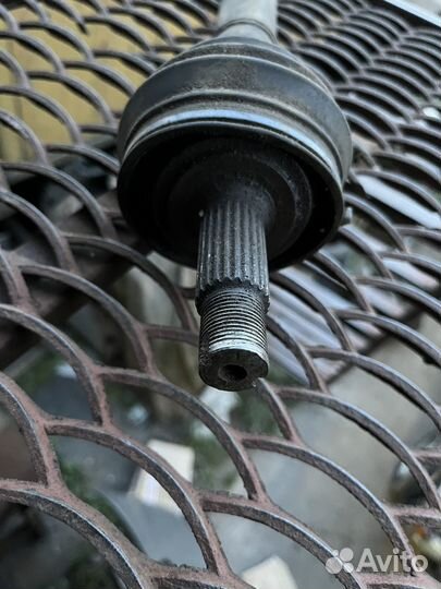 Полуось правая ваз 2114