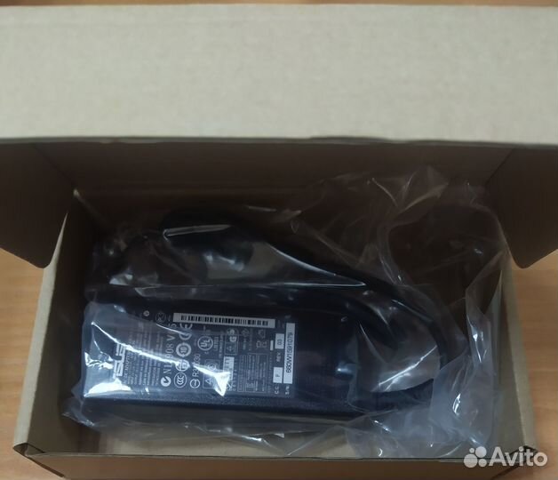 Блок питания для ноутбука Asus новый