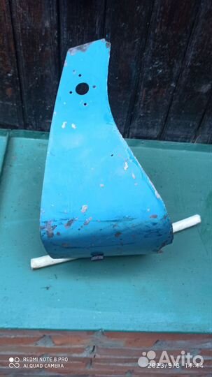 Облицовка фары мотореллера