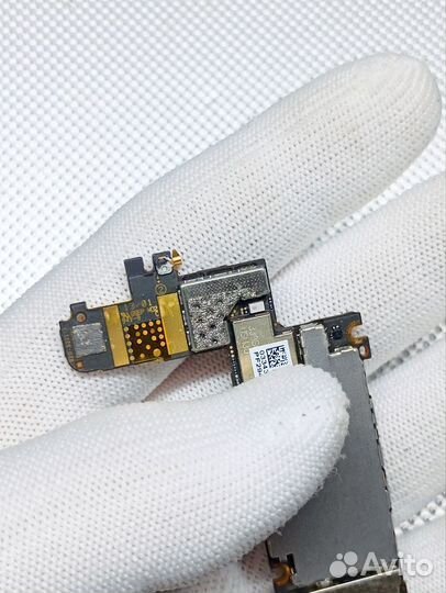 iPhone 4. Плата. 32 Гб. Оригинал