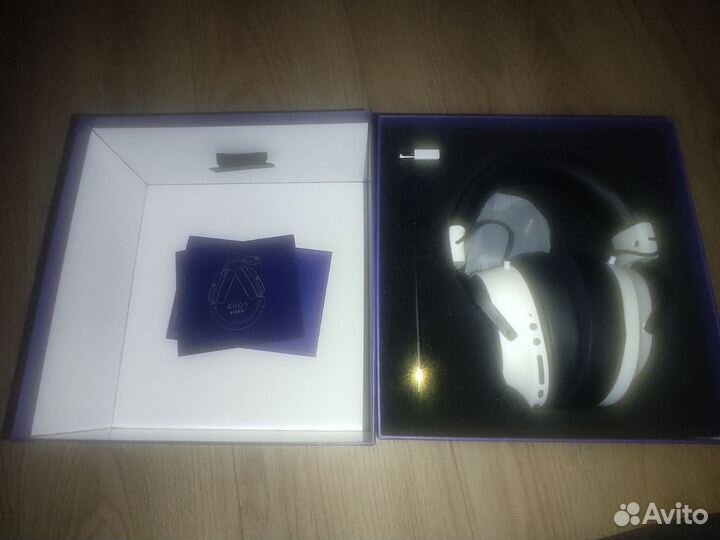 Беспроводные наушники lunacy loud GEN 1v2