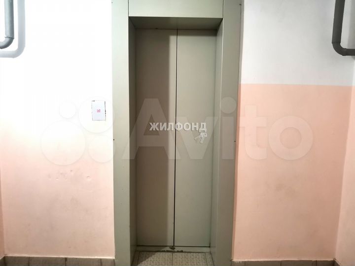 Машиноместо, 16 м²