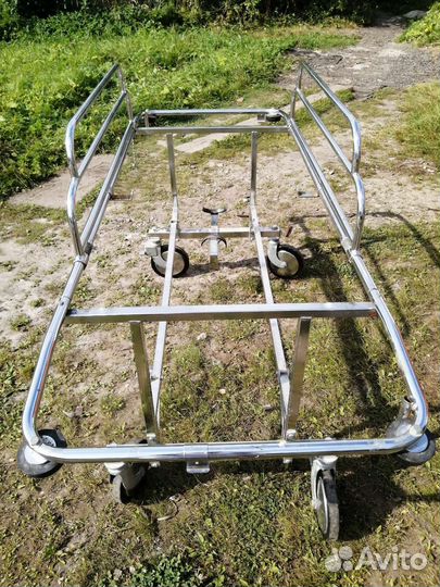 Стол-каталка медицинский
