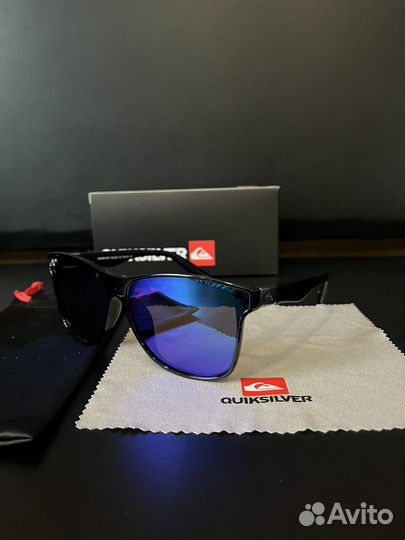 Очки quicksilver