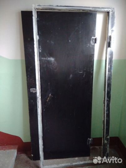 Дверь входная металлическая
