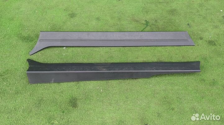 Накладки на порог салона Комплектом Nissan Presage