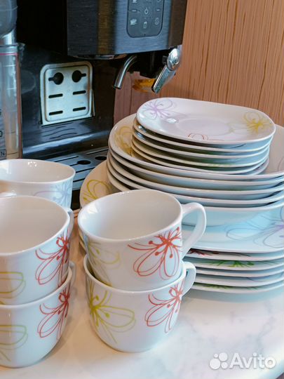 Набор столовой посуды на 6 персон