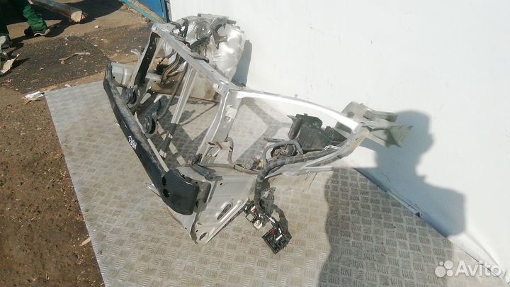 Передняя панель toyota RAV 4 ZCA2 3-9 дней