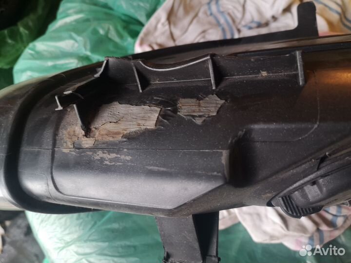 Фара Renault Fluence