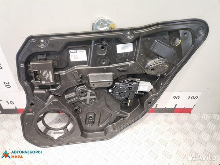 Стеклоподъемник электрический задний правый Volvo
