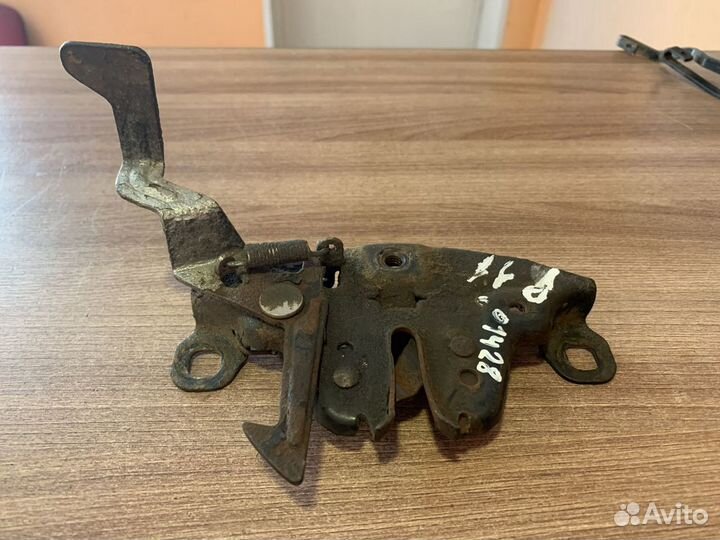 Замок капота Примьера Primera P11