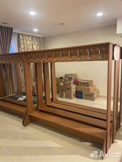 Вешалка гардеробная напольная