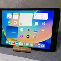 iPad 9 Wi-Fi 64Gb Идеальный + Pencil