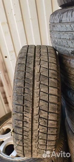 Bridgestone Blizzak Revo GZ 215/60 R16