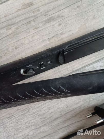 Утюжок для волос и щипцы для завивки