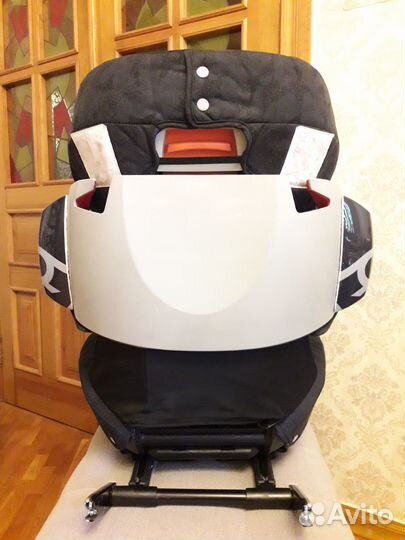 Детское автoкресло cybex solution X-2 FIX 15-36 кг