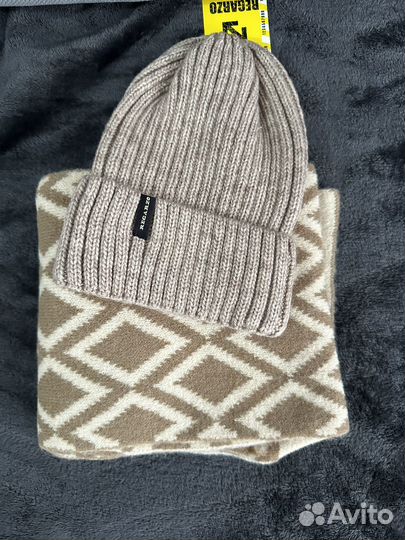 Комплект шапка и шарф