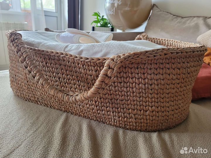 Вязаная люлька