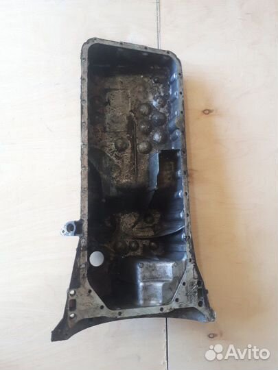 Картер двигателя мерседес 211 м647