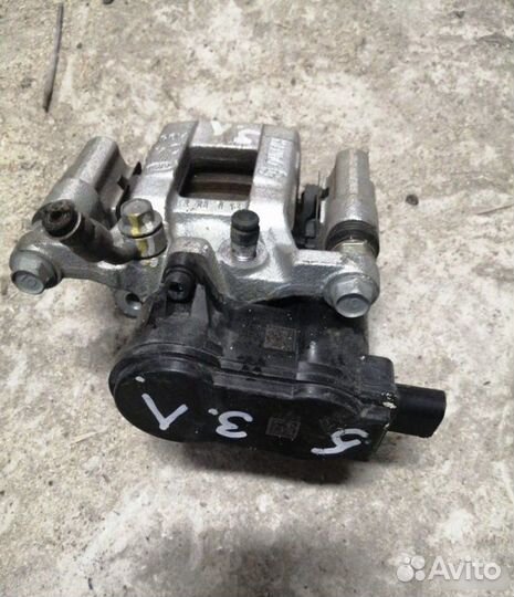 Суппорт задний левый Kia Seltos